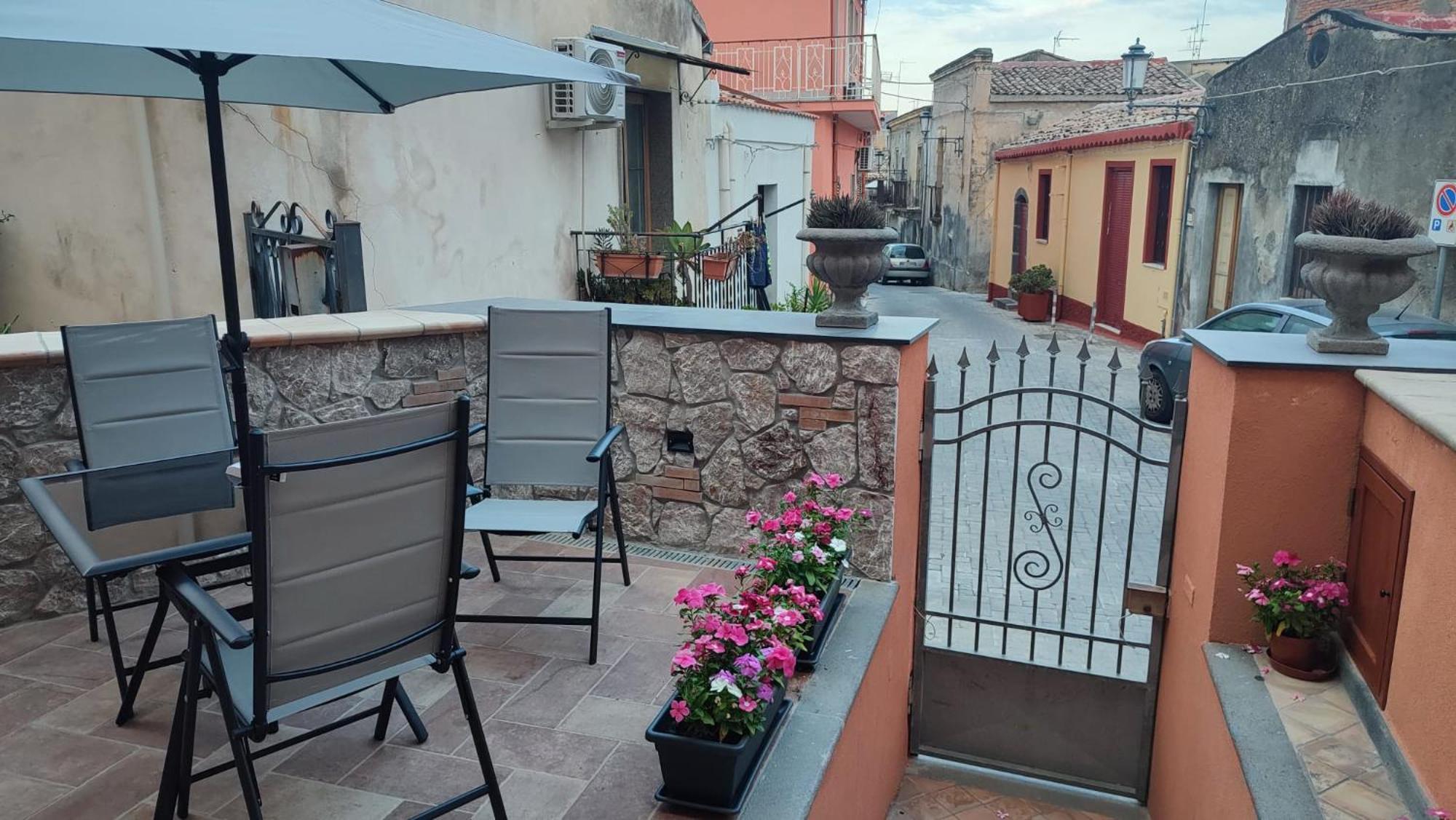 Sa Benedica - Luxury House Villa Calatabiano Exteriör bild